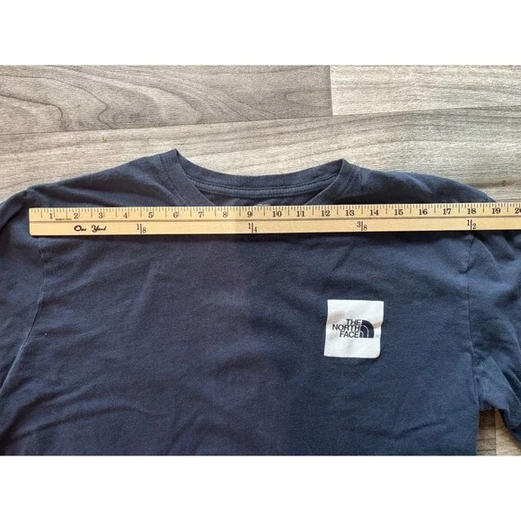The North Face Men's XL Long Sleeve T-Shirt Blue Box Logo Graphic Sleeve Hit Te - Picture 4 of 5